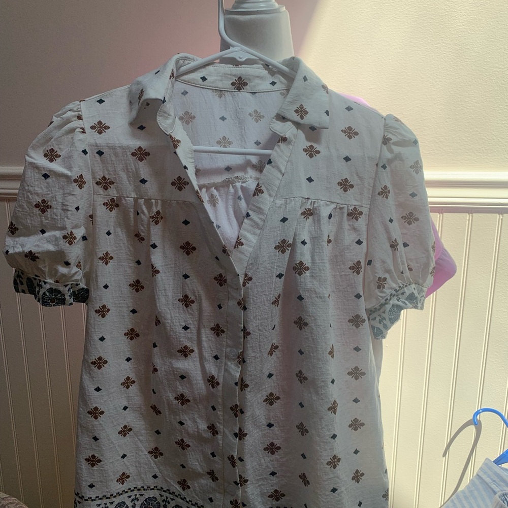 SHEIN White Floral Blouse
